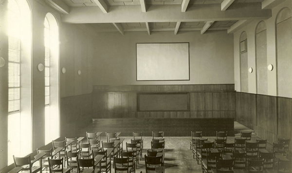 Big auditorium in the Rockefeller. Click on it to get a larger image