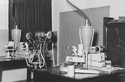 Weissenberg cameras and X-ray tubes used in "The Rockefeller" during the 1950-1960 decades