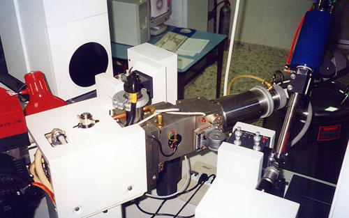 A small imaging plate and a rotating anode